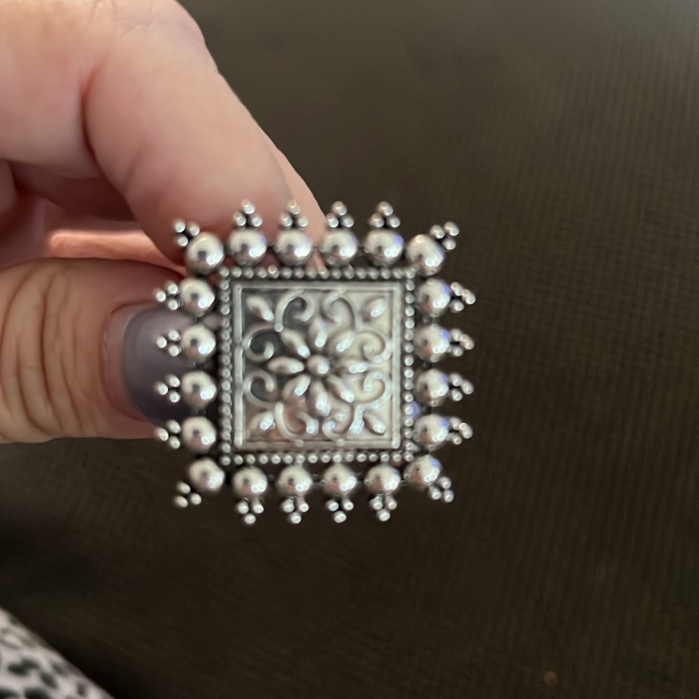 Silver Tone Adjustable Daisy Ring - image 2